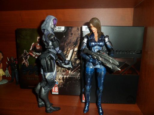 Mass Effect 3 - Mass Effect Play Arts Kai - Tali'Zorah vas Normandy - обзор